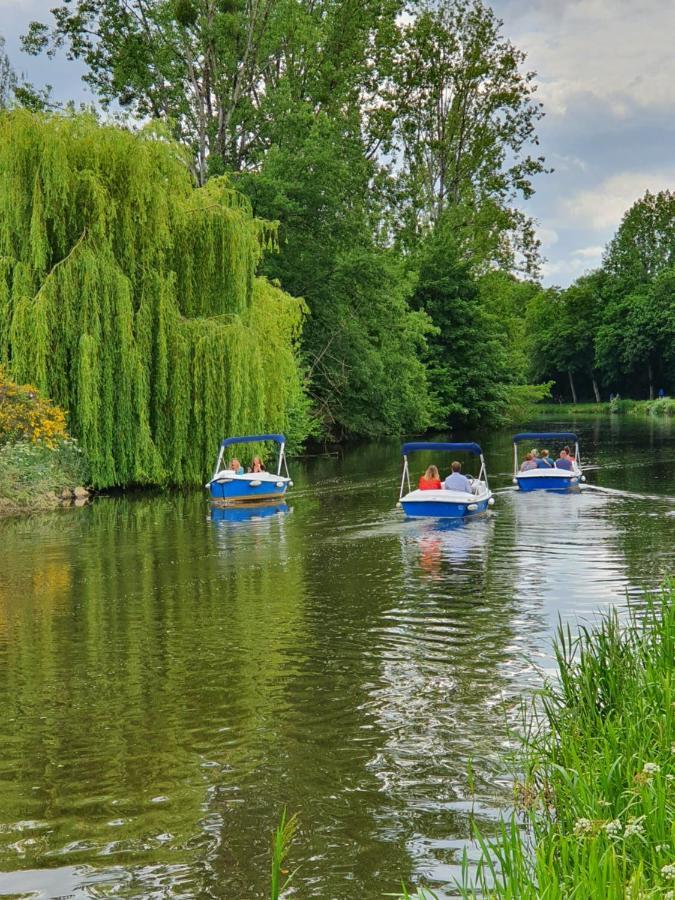 Aux Lits Du Canal Bed & Breakfast Josselin Exterior foto